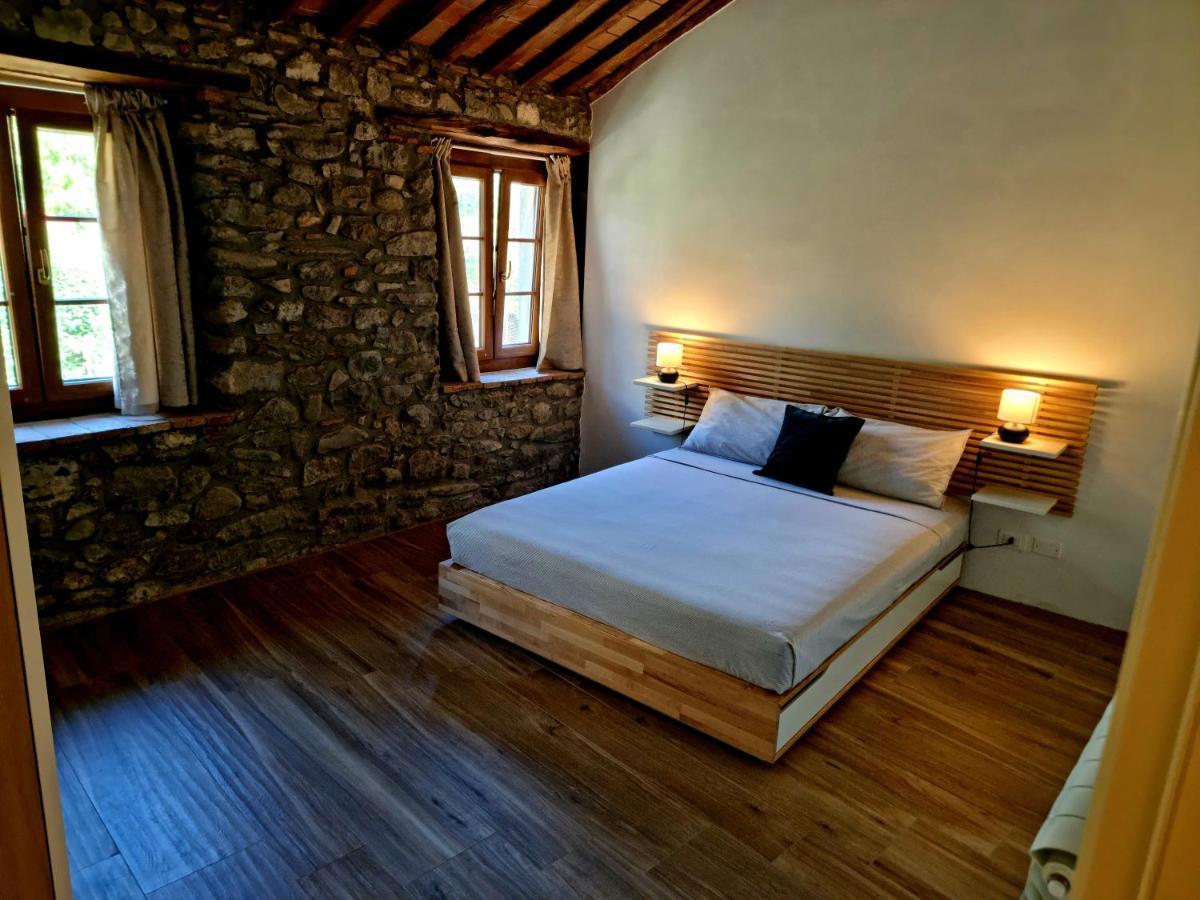הוילה בורגו א מוצאנו Agriturismo Il Castello מראה חיצוני תמונה